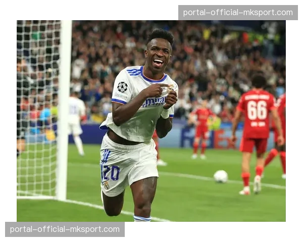 转会动态:多家媒体报道,维尼修斯已与巴黎圣日耳曼就个人条款达成初步协议 转会动态:多家媒体报道,维尼修斯已与巴黎圣日耳曼就个人条款达成初步协议